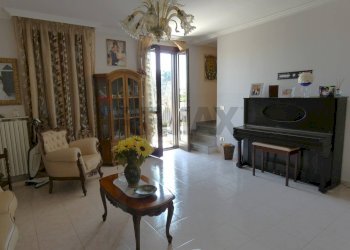 Soggiorno - Terraced Villa via cadorna
 
16, Zinasco - photo 26