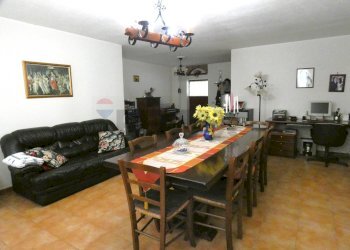 Sala da pranzo - Terraced Villa via cadorna
 
16, Zinasco - photo 32