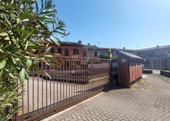 Terrazza - Villa a Schiera via cadorna
 
16, Zinasco - foto 53