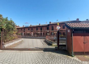 Terrazza - Villa a Schiera via cadorna
 
16, Zinasco - foto 54