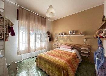 Camera / camera da letto - Appartamento Via Giuseppe Divittorio
 
22, Rodi Garganico - foto 27