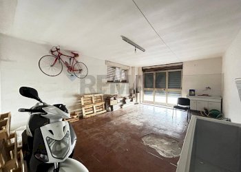 Parcheggio - Appartamento Via Giuseppe Divittorio
 
22, Rodi Garganico - foto 40