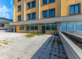 Edificio all\'aperto - Office Via Carlo Felice
 
33C, Sassari - photo 4