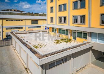 Edificio all\'aperto - Office Via Carlo Felice
 
33C, Sassari - photo 5