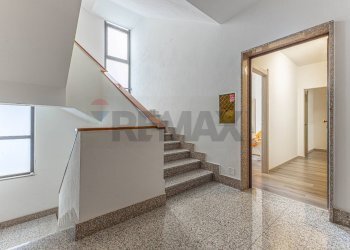 Scale - Office Via Carlo Felice
 
33C, Sassari - photo 21