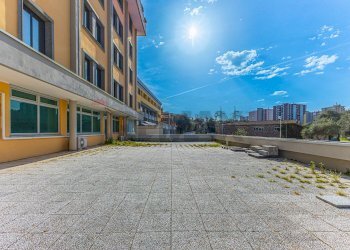 Edificio all\'aperto - Office Via Carlo Felice
 
33C, Sassari - photo 37