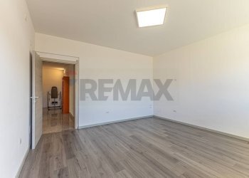 Stanza vuota - Office Via Carlo Felice
 
33C, Sassari - photo 44