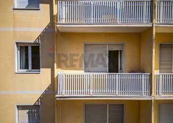 Edificio all\'aperto - Trilocale Via Principessa Maria
 
5, Sassari - foto 5