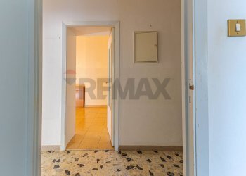 Hall / corridoio - Trilocale Via Principessa Maria
 
5, Sassari - foto 31