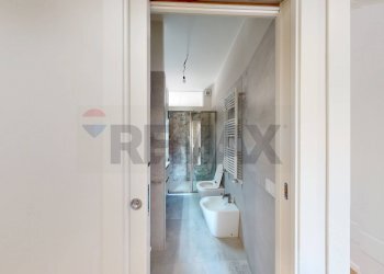 Bagno - Three-room apartment Via Doberdo'
 
22, Milano - photo 12