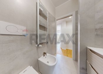 Bagno - Three-room apartment Via Doberdo'
 
22, Milano - photo 14