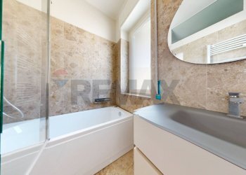 Bagno - Three-room apartment Via Doberdo'
 
22, Milano - photo 26