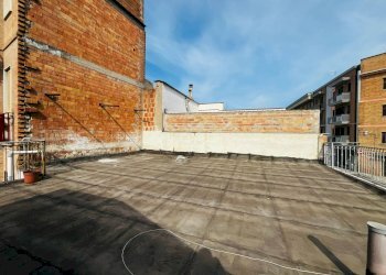 Foto 12 - Commercial Premises VIA NAPOLEONE BATTAGLIA
 
27, Lucera - photo 12