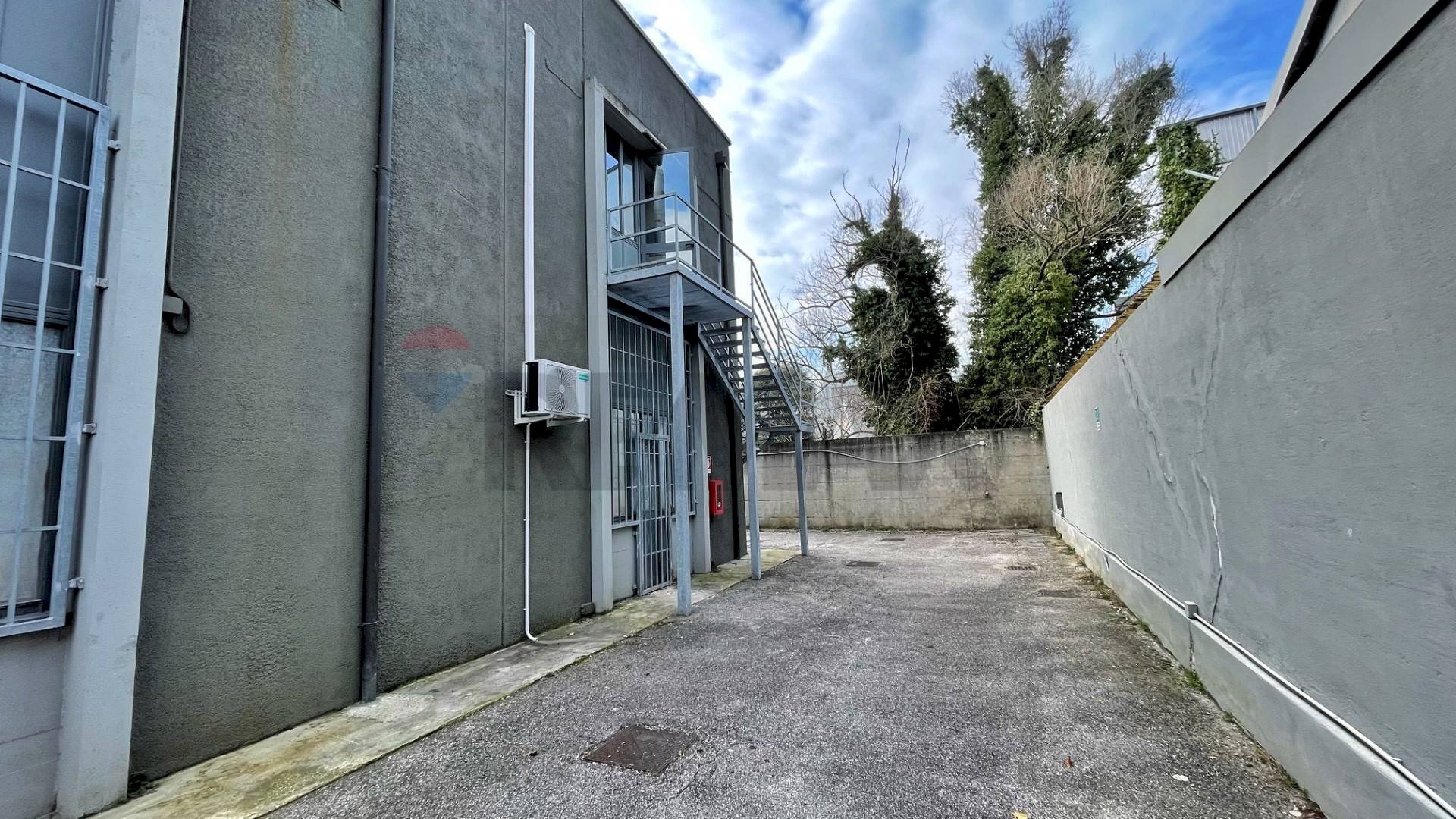 Terrazza - Capannone via Gorizia, Vigonza - foto 2