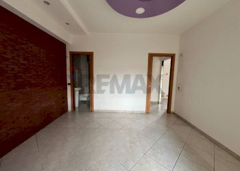 Stanza vuota - Ufficio via Emanuele Gianturco
 
31, San Giorgio a Cremano - foto 9