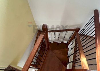 Scale - Trilocale via cairoli, Merate - foto 14