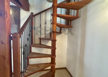 Scale - Trilocale via cairoli, Merate - foto 35