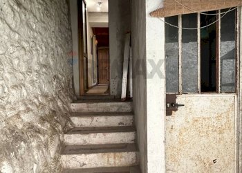 Scale - Trilocale via cairoli, Merate - foto 36