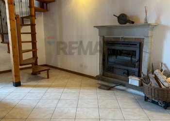 Soggiorno - Trilocale via cairoli, Merate - foto 46