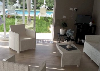 Soggiorno - Casa semi indipendente contrada  Costa di Bisaccia
 
39, Partinico - foto 6