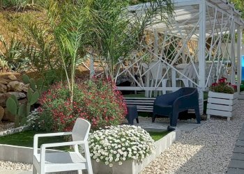 Giardino - Casa semi indipendente contrada  Costa di Bisaccia
 
39, Partinico - foto 27