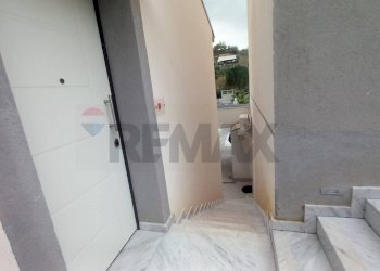 Scale - Casa semi indipendente contrada  Costa di Bisaccia
 
39, Partinico - foto 41