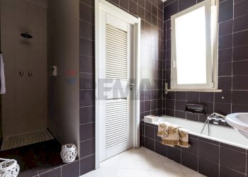 Bagno - Villa c.da Magaggiari
 
snc, Cinisi - photo 57