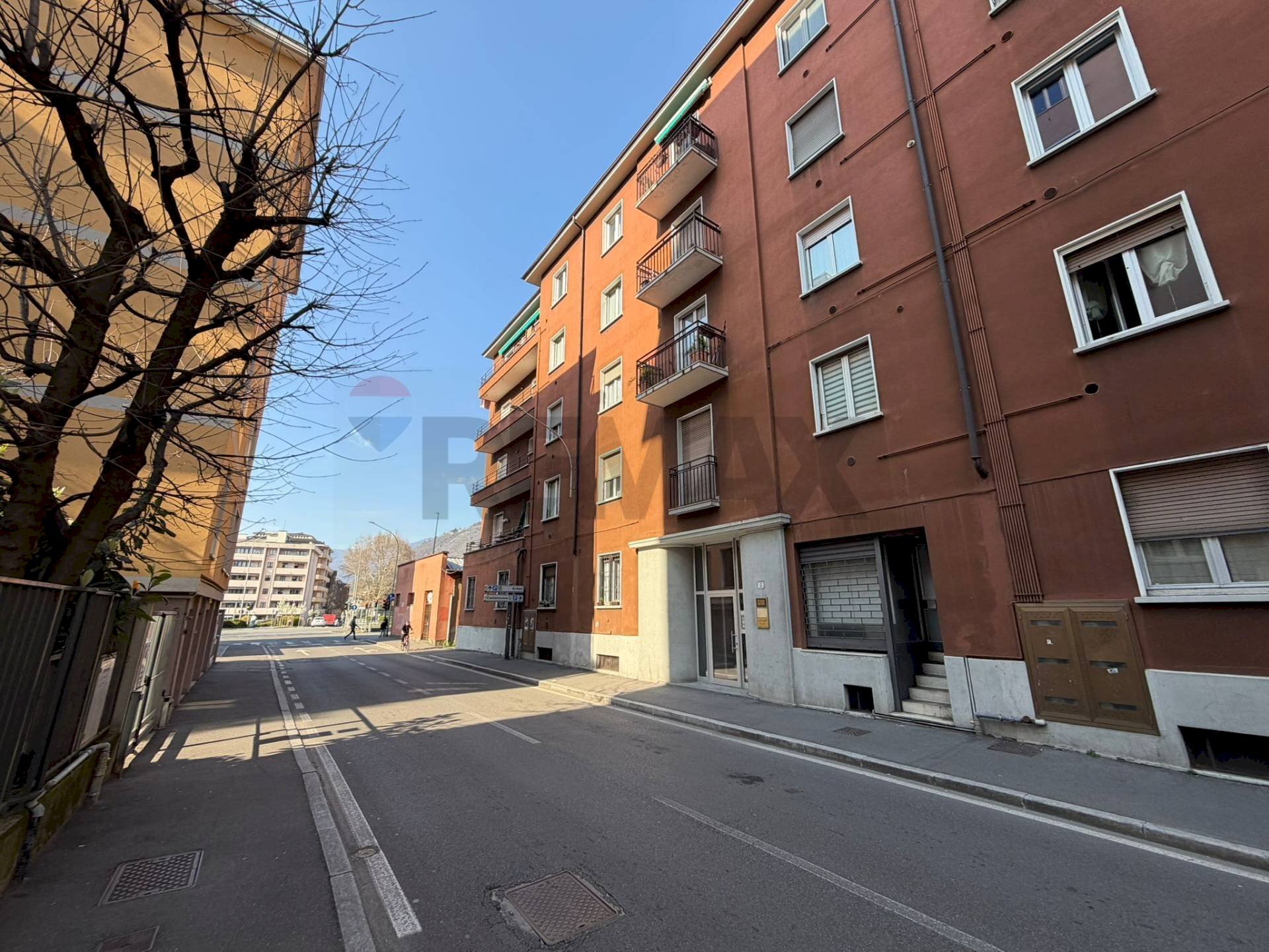 Edificio all\'aperto - Bilocale Via Palestro
3, Como - foto 3