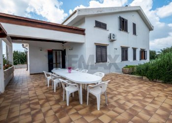 Casa all\'aperto - Villa C.da Mangiabove, Ragusa - foto 14