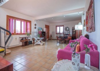 Sala da pranzo - Villa C.da Mangiabove, Ragusa - foto 24