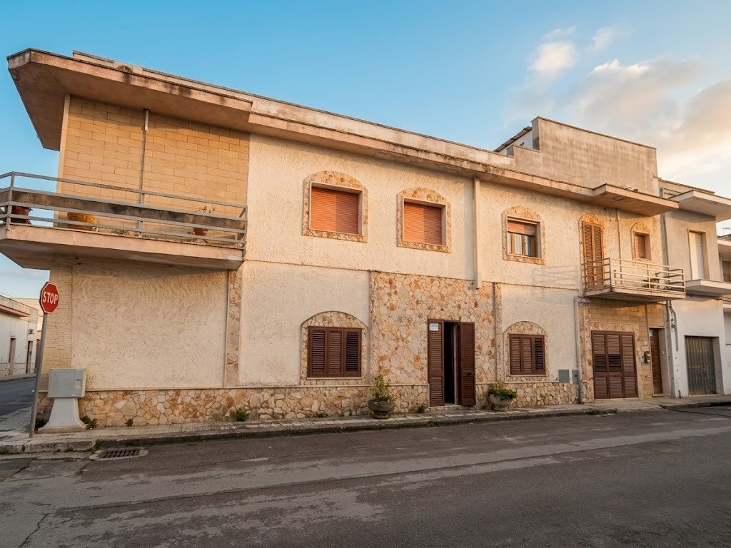 Casa all\'aperto - Semi-detached house Via Lucania
 
21/24, Campi Salentina - photo 1