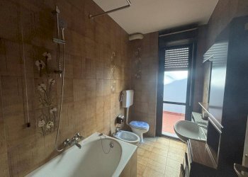 Foto 23 - Three-room apartment VIA XI FEBBRAIO
 
21, Lecco - photo 23