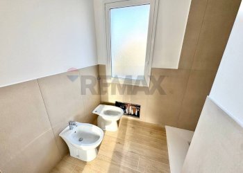 Bagno - Quadrilocale Via Martora
 
snc, Carini - foto 12