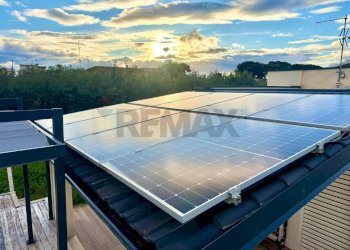 Piscina - Villa S.S. 113
 
snc, Cinisi - photo 9