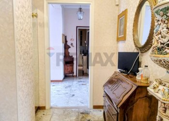 Hall / corridoio - Four-room apartment Via Al colleggio dei nobili
 
9, Parma - photo 3