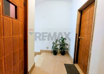 Hall / corridoio - Four-room apartment Via Al colleggio dei nobili
 
9, Parma - photo 22