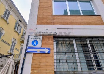 Edificio all\'aperto - Four-room apartment Via Al colleggio dei nobili
 
9, Parma - photo 25