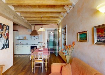 Foto 1 - Bilocale Via Cavour
 
9, Toscolano-Maderno - foto 1