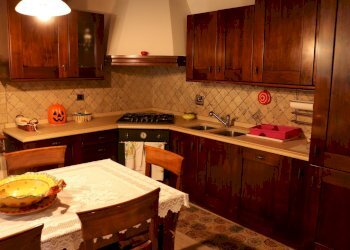 Particolare della cucina-pranzo su misura - Stable - Palace Via della Forra, Lastra a Signa - photo 7