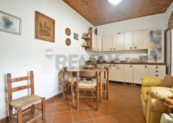 Cucina - Casa indipendente Via Roma
 
74, Vallermosa - foto 14