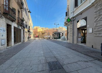 Edificio all\'aperto - Quadrilocale Cagliari - foto 1