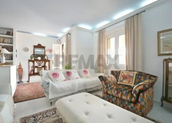 Soggiorno - Quadrilocale Via Capri
 
24, Quartu Sant'Elena - foto 2