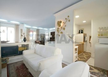 Soggiorno - Quadrilocale Via Capri
 
24, Quartu Sant'Elena - foto 5