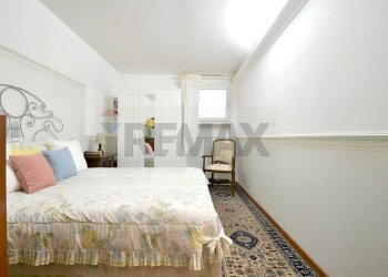 Camera / camera da letto - Quadrilocale Via Capri
 
24, Quartu Sant'Elena - foto 21