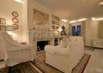 Soggiorno - Quadrilocale Via Capri
 
24, Quartu Sant'Elena - foto 29