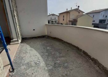 Foto 4 - Appartamento via Monte Nero
 
10, Cecina - foto 4