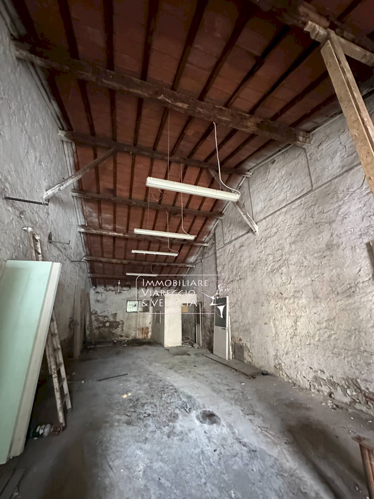 Foto 2 - Magazzino via Aurelia sud, Viareggio - foto 2