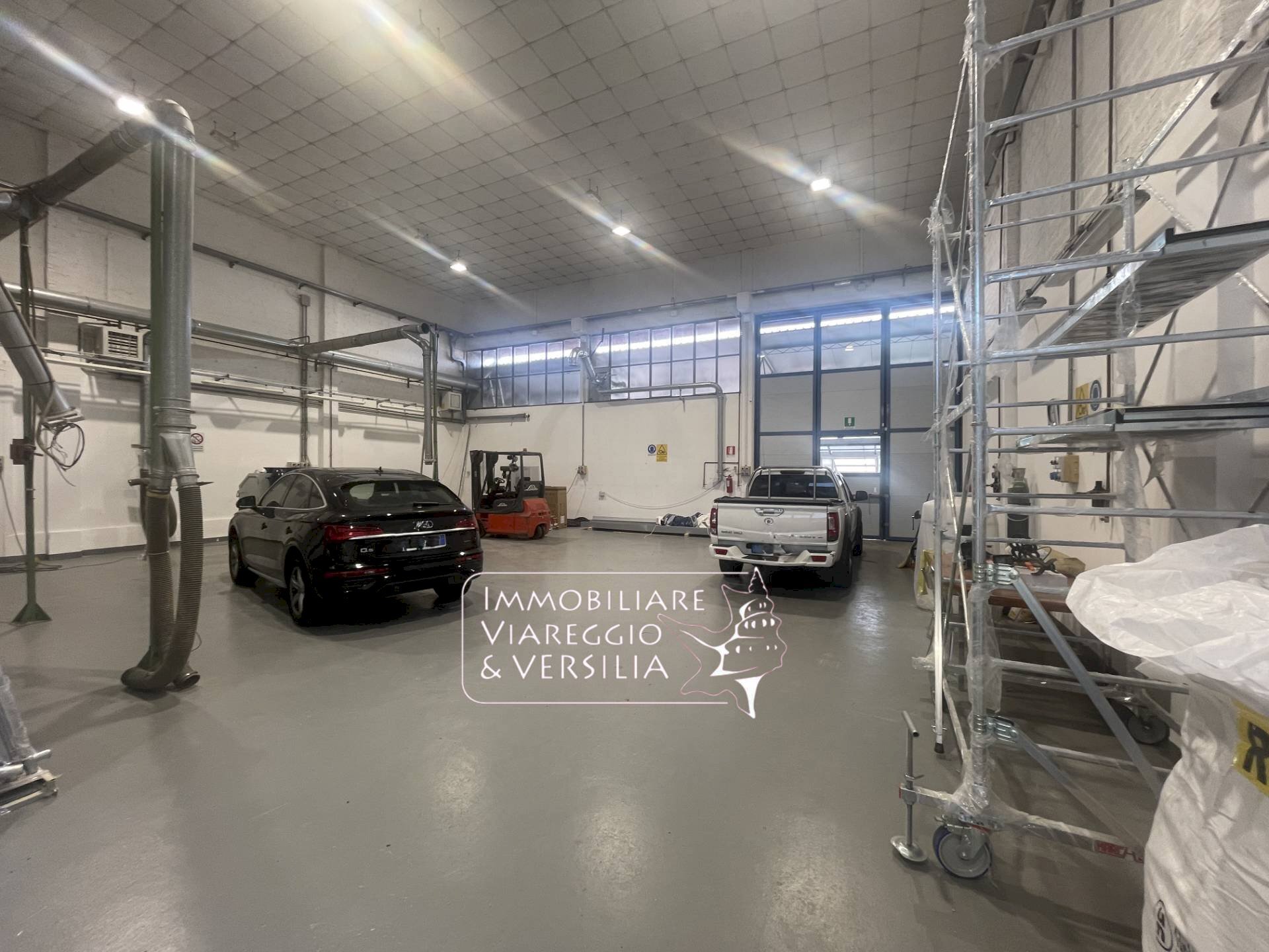 Foto 2 - Magazzino Camaiore - foto 2