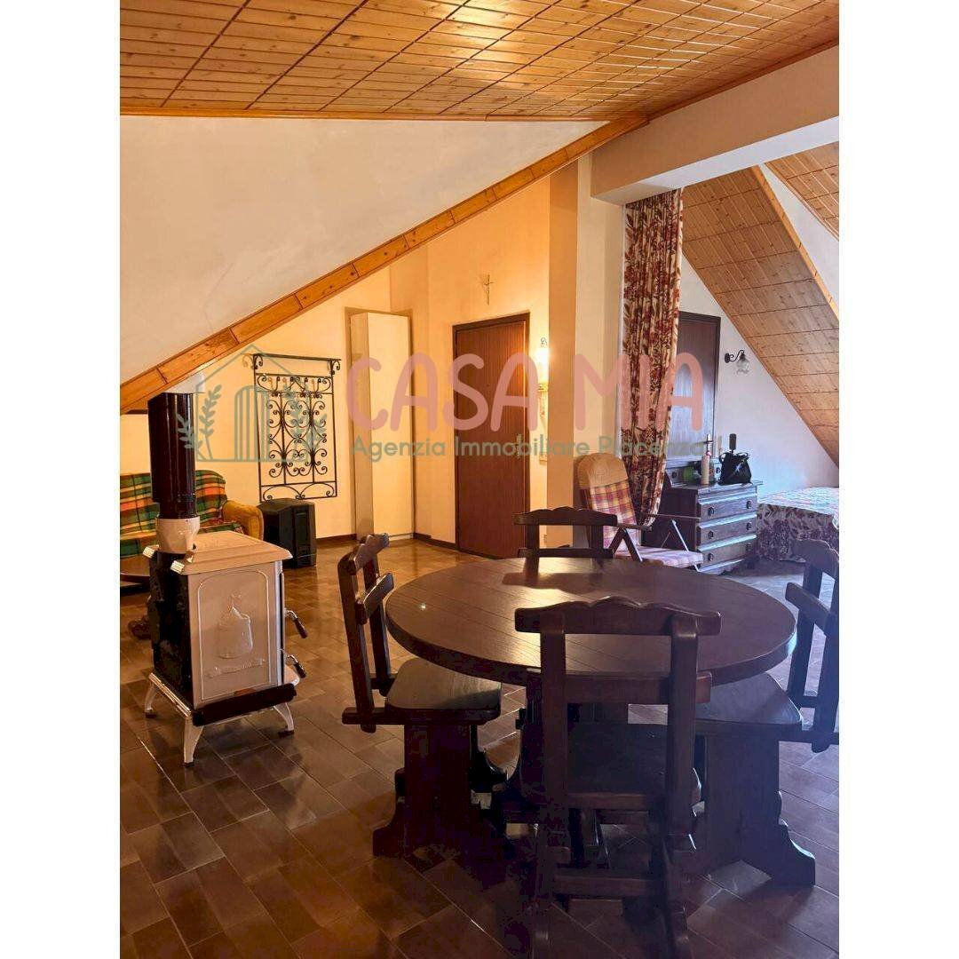 Foto 2 - Bilocale Strada circonvallazione
 
3, Ferriere - foto 2