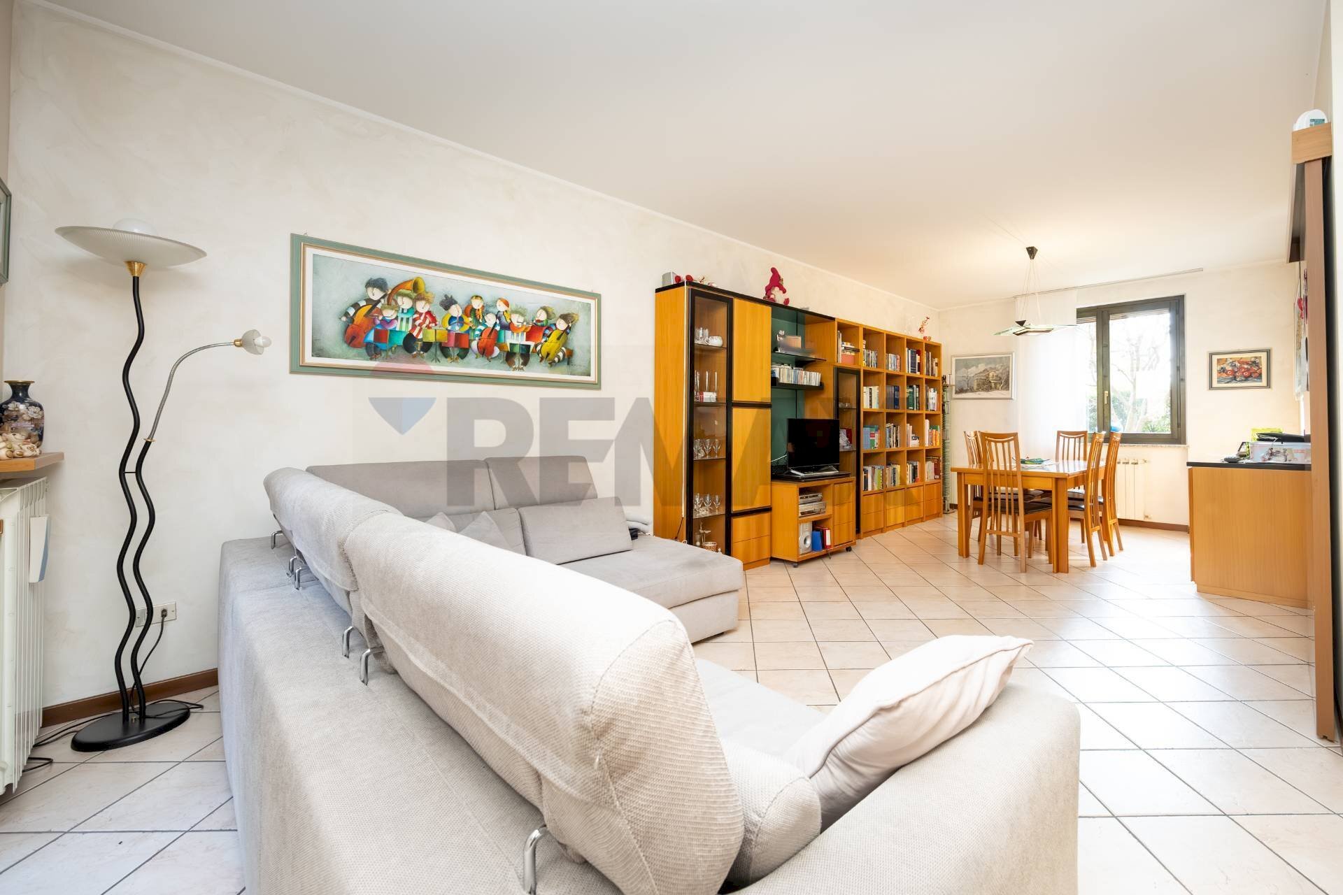 Sala da pranzo - Villa a Schiera via dei bersaglieri
 
19, Brembate - foto 2